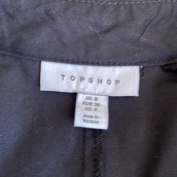 TOPSHOP OVERSIZED LONG BLACK BUTTON DOWN SHIRT - Picture 8 of 9